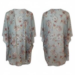 Emory Park Floral Kimono in Light Blue and Pink